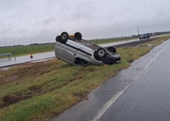 En pleno temporal, un vuelco entre Rafaela y Susana