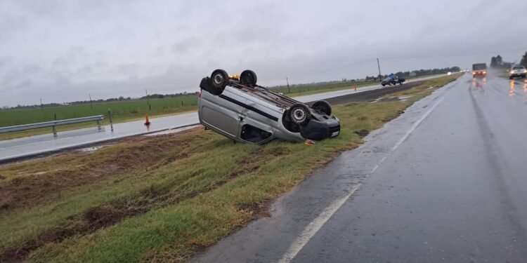 En pleno temporal, un vuelco entre Rafaela y Susana