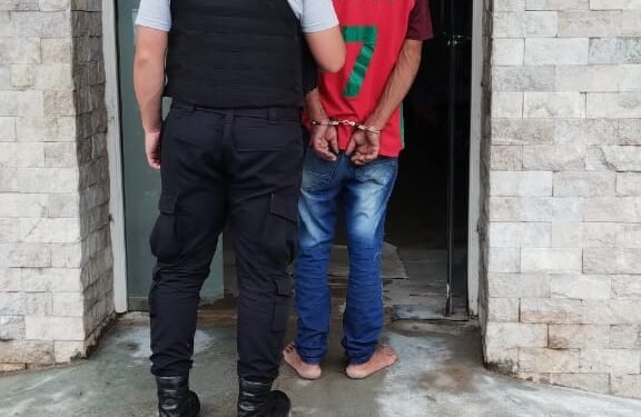 Se llevaba cables de una escuela, pero no fue lejos