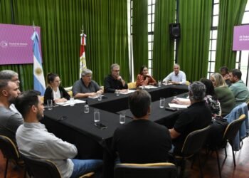 El Intendente se reunió con la comisión vecinal del Brigadier López