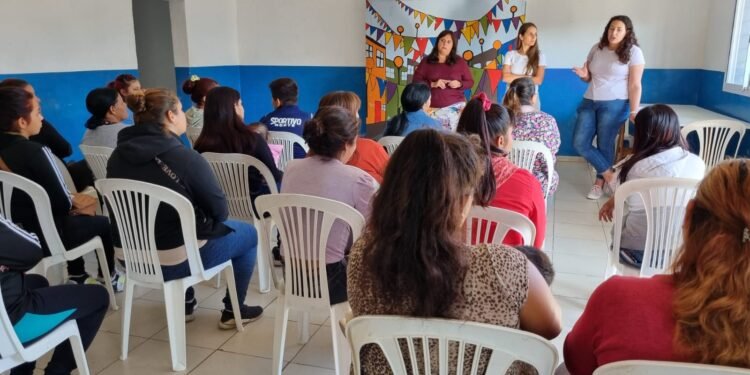 “Mi barrio más limpio” de la mano de Agentes Comunitarios