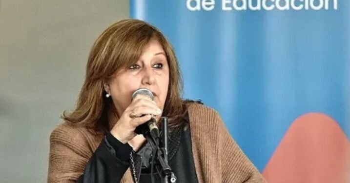 Adriana Cantero renunció al Ministerio de Educación: «Es por una razón estrictamente personal»