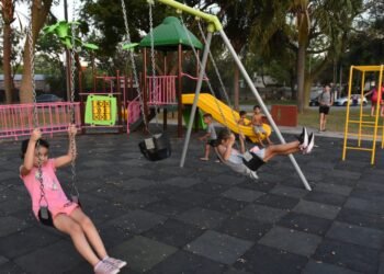 El Intendente inauguró obras en la plaza del barrio San José