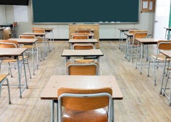 Se inauguran dos nuevas aulas en la Escuela Vecchioli