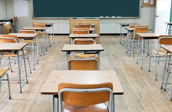 Se inauguran dos nuevas aulas en la Escuela Vecchioli