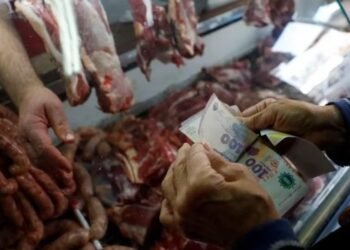 Según los consultores económicos, la inflación avanzó entre 5,5% y 6,4% en febrero