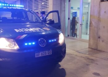 Un bebé se ahogó y el rápido accionar policial salvó su vida