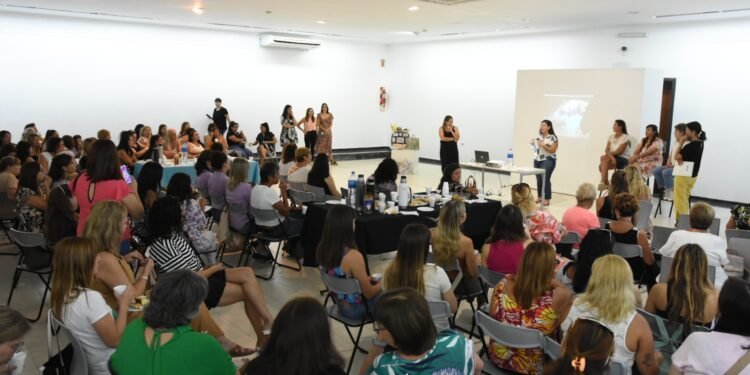 8M: trabajadoras municipales se reunieron para compartir sus experiencias