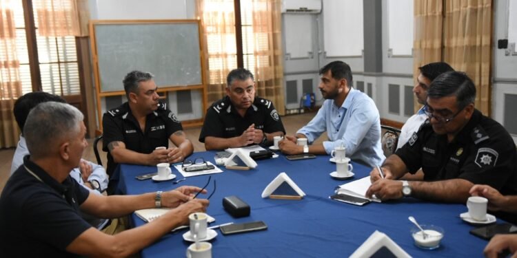 Seguridad: intensifican patrullajes pero piden «compromiso de otros poderes»