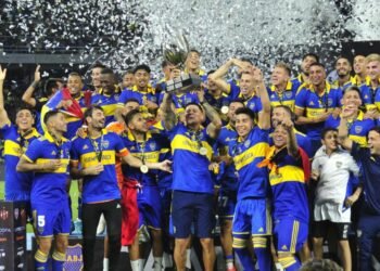 Boca goleó a Patronato y festejó un nuevo título