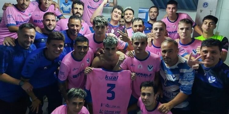 Peñarol goleó a Santa Clara