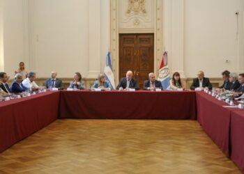 El gobernador Omar Perotti encabezó un nuevo encuentro de la Junta Provincial de Seguridad en Rosario