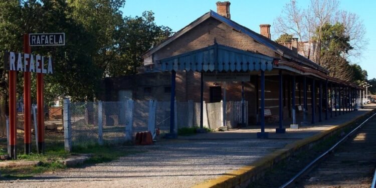 Denuncian más usurpaciones en el Predio del Ferrocarril local