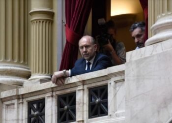 Fuerte reclamo de Omar Perotti a «todos los candidatos a presidente»