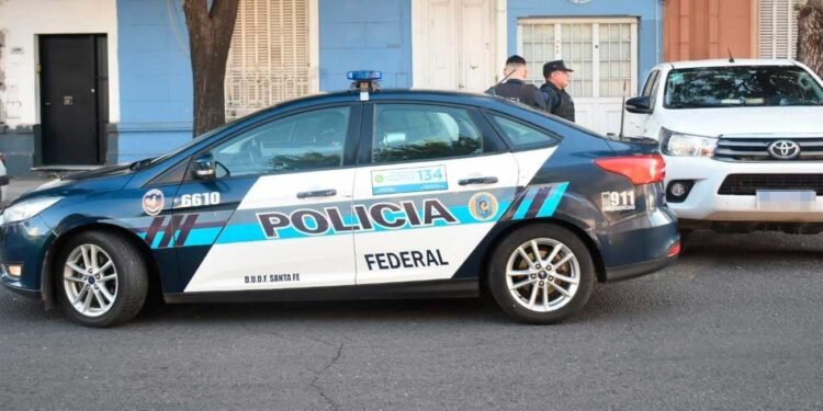 Policía Federal allana una academia de danzas de Santa Fe