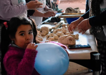 Frente a la crisis económica los movimientos sociales oficialistas reclaman más alimentos para los comedores