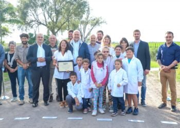 Caminos de la Ruralidad: Perotti inauguró el corredor Angélica-San Vicente-San Mariano
