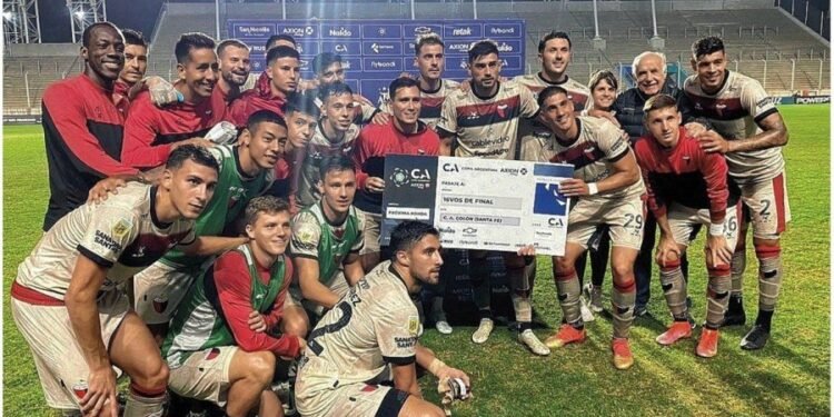 Copa Argentina: Colón eliminó a Colegiales