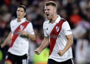 River imparable: goleó a Gimnasia
