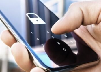 Estafas por aquí, estafas por allá