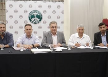 Castellano compartió una reunión con comerciantes nucleados en el CCIRR