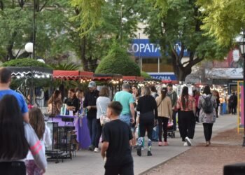 Importante actividad en el sábado de Plaza Feria