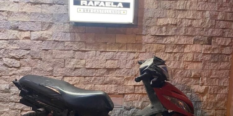 Tras una persecución, recuperaron una moto robada