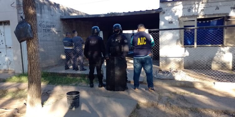 La AIC desbarató una organización rafaelina de «chicas Tinder»