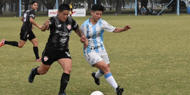 Fútbol femenino: goleada en casa de las chicas de Atlético