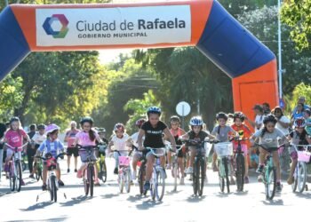 “Ciclismo en los barrios” brilló en la tarde del domingo