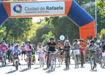 Más de 200 chicos y chicas participaron de “Ciclismo en los barrios”