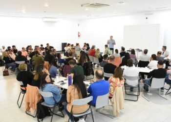 El intendente Luis Castellano se reunió con sus equipos técnicos