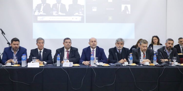 Perotti participó del 89° Plenario de Rectoras y Rectores en la ciudad de Santa Fe