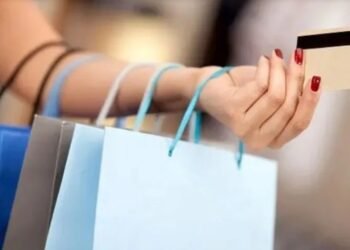 Se anunciará un aumento en los límites para compras con tarjetas de crédito