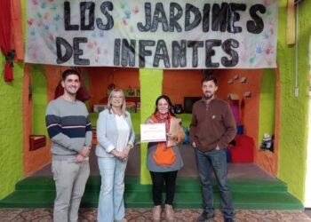 La Municipalidad reconoce a jardines privados por su compromiso con la calidad educativa