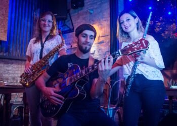 Última noche de Suena Complejo