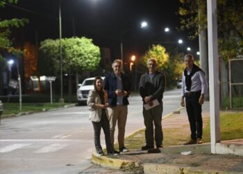 Luis Castellano recorrió el barrio 17 de Octubre