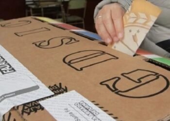 Anotarán una docena de binomios para la categoría de gobernador y vice en Santa Fe