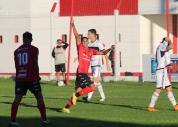 Buena victoria del «9» para seguir sumando en el Federal A