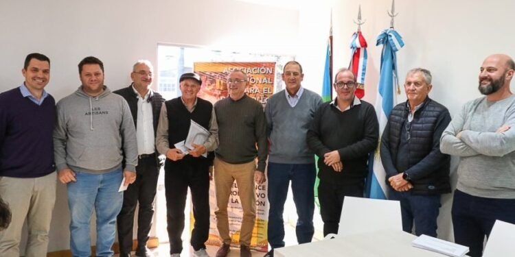 Realizan otro aporte a productores agropecuarios afectados por la sequía