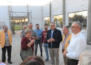 Calvo recorrió la obra del Centro de Día del Club de Leones
