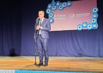 Castellano exhortó a «honrar la libertad» construyendo «una Rafaela de oportunidades»