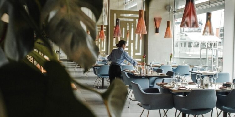 La ecuación argentina: crece el empleo pero pierden los salarios