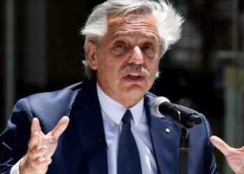 Alberto Fernández suspendió un acto y se quedará en la Casa de Gobierno