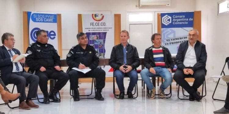 Calvo participó de una reunión de seguridad en la ciudad de Sunchales