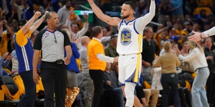 NBA:  Golden State Warriors aplastó a Los Angeles Lakers e igualó la serie de semis de Conferencia Oeste