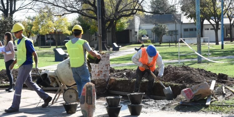 Hacemos Plaza: Avanzan los trabajos en barrio Martín Fierro