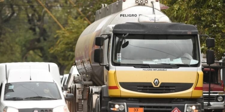 Este miércoles Aumentaron un 4 % los combustibles en Santa Fe