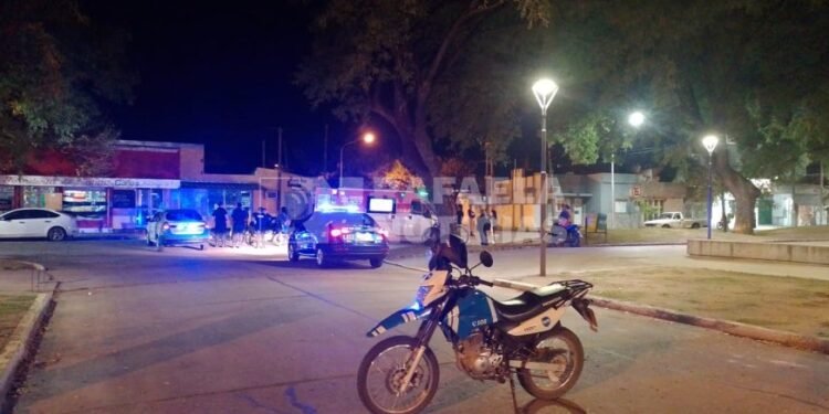 Lesionadas producto de un accidente entre una moto y una bicicleta