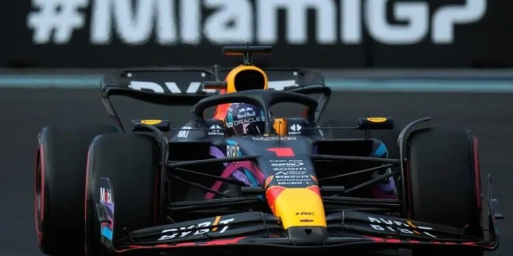 Verstappen afirma su liderazgo en la F1 tras coronarse en el GP de Miami